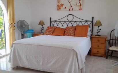 Revente - Villa -
Orba - Inland