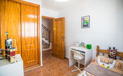 Herverkoop - Villa -
Entre Naranjos - Inland
