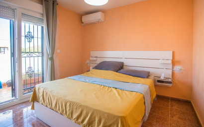 Herverkoop - Villa -
Entre Naranjos - Inland