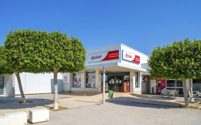 Herverkoop - Plat -
Entre Naranjos - Inland