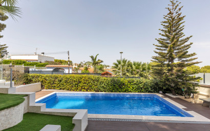 Herverkoop - Villa -
Torrevieja - Costa Blanca