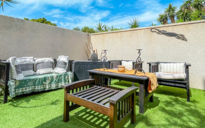 Herverkoop - Herenhuis -
Torrevieja - Costa Blanca