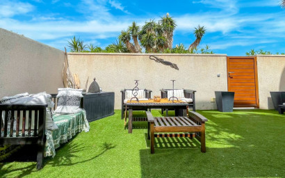 Herverkoop - Herenhuis -
Torrevieja - Costa Blanca