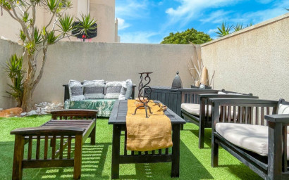 Herverkoop - Herenhuis -
Torrevieja - Costa Blanca