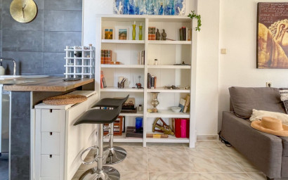 Herverkoop - Herenhuis -
Torrevieja - Costa Blanca