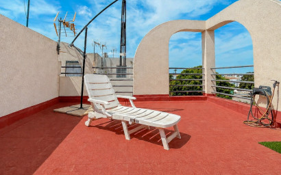 Herverkoop - Herenhuis -
Torrevieja - Costa Blanca