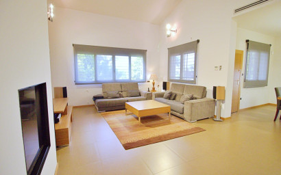 Resale - Villa -
Elche - Peña las Águilas