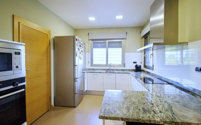 Resale - Villa -
Elche - Peña las Águilas