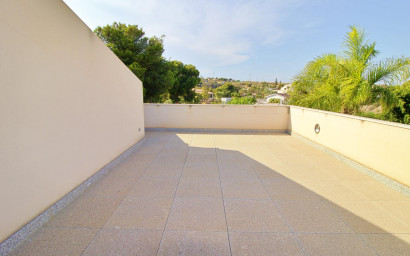 Resale - Villa -
Elche - Peña las Águilas