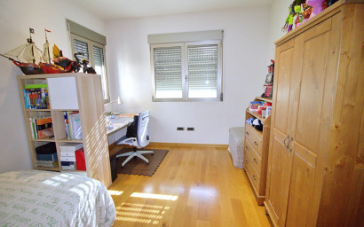 Resale - Villa -
Elche - Peña las Águilas