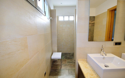 Resale - Villa -
Elche - Peña las Águilas