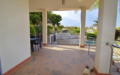 Resale - Villa -
Elche - Peña las Águilas
