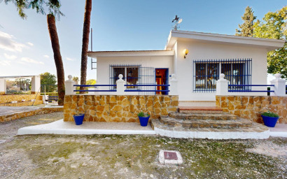 Revente - Villa -
Orihuela