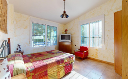 Revente - Villa -
Orihuela