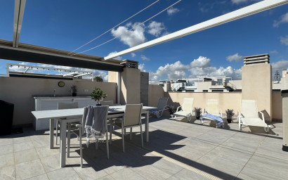 Revente - Penthouse -
Orihuela Costa - Villamartín