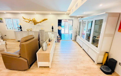 Revente - Villa -
Daya Vieja