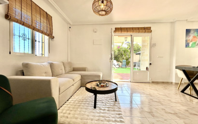 Revente - Villa -
Villamartín