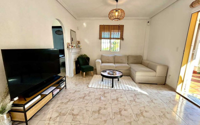Revente - Villa -
Villamartín