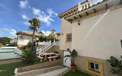 Revente - Villa -
Villamartín