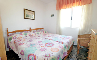 Herverkoop - Herenhuis -
Torrevieja - Torretas
