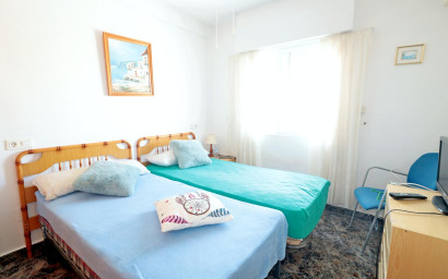 Herverkoop - Herenhuis -
Torrevieja - Torretas