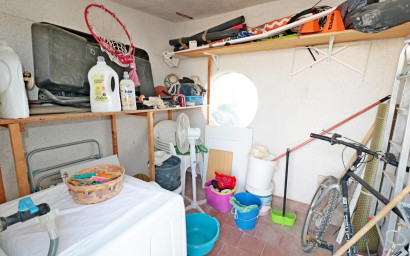 Herverkoop - Herenhuis -
Torrevieja - Torretas
