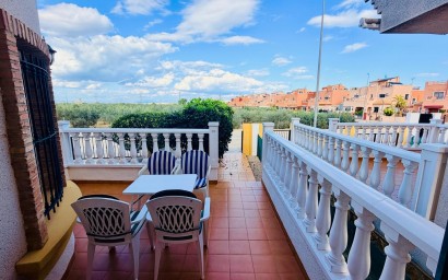 Revente - Villa -
Los Montesinos - La Herrada