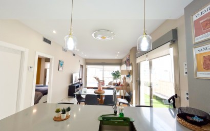 Resale - Villa -
Villamartín