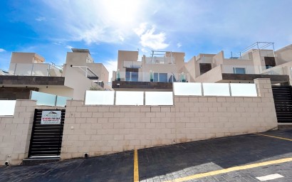 Resale - Villa -
Villamartín