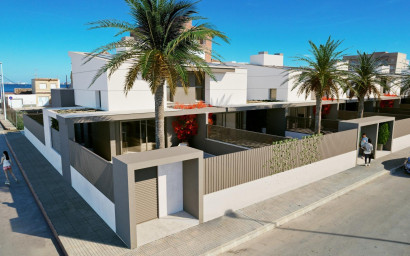 New Build - Villa -
Los Nietos - Centro