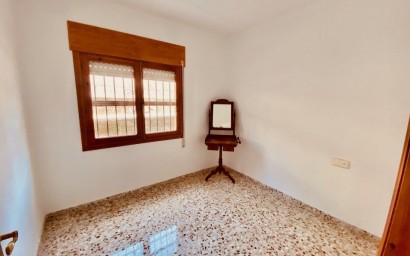 Resale - Villa -
Hondón de las Nieves