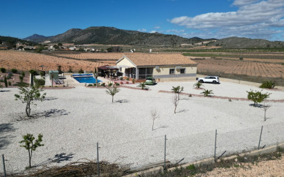 Resale - Villa -
PINOSO