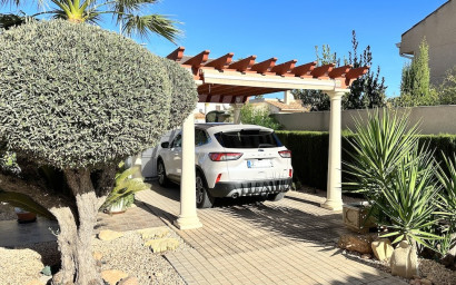 Resale - Villa -
HONDON DE LAS NIEVES