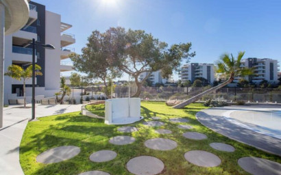 Revente - Appartement -
La Zenia