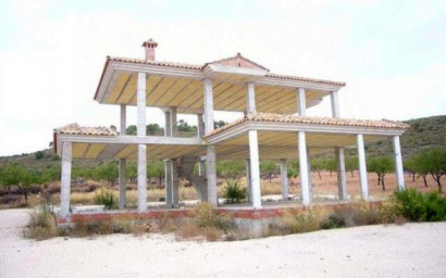 Revente - Villa -
Pinoso
