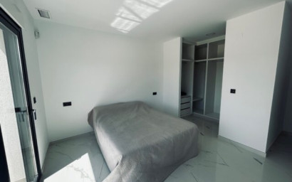 Revente - Villa -
Pinoso