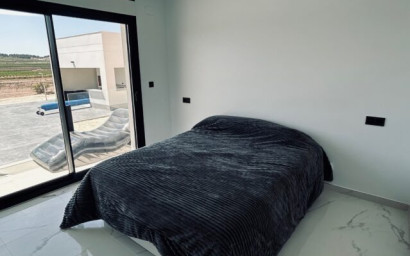 Revente - Villa -
Pinoso