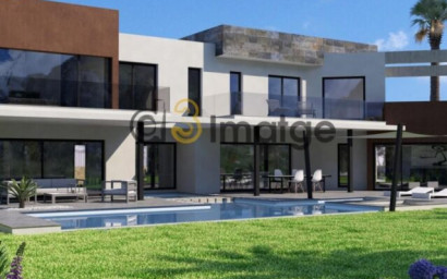 Revente - Villa -
Pinoso