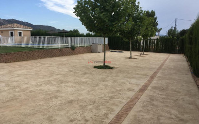 Revente - Villa -
Villena