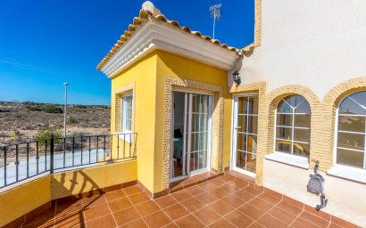 Resale - Villa -
Algorfa