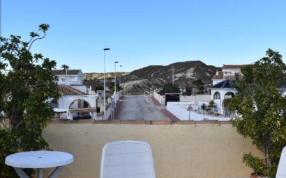 Revente - terraced house -
Camposol