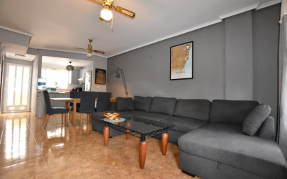 Resale - Townhouse -
Algorfa