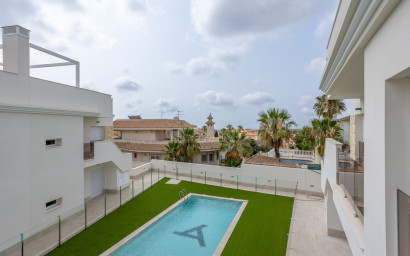 Resale - Apartment -
San Miguel de Salinas - Blue Lagoon