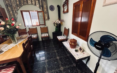 Resale - Apartment -
El Canton