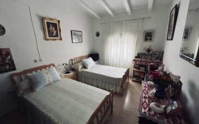 Resale - Apartment -
El Canton