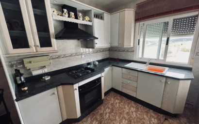 Resale - Apartment -
El Canton
