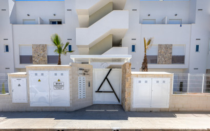 Resale - Apartment -
Guardamar del Segura - El Raso