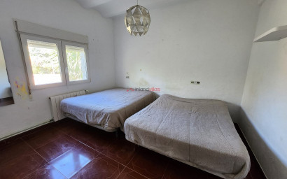 Resale - Villa -
Novelda