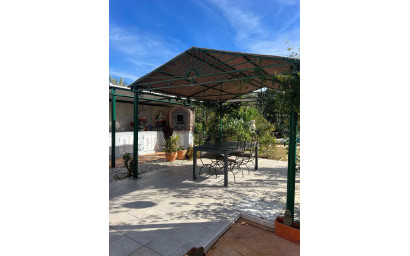 Resale - Villa -
Callosa de Segura