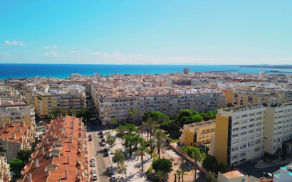 Resale - Apartment -
Torrevieja